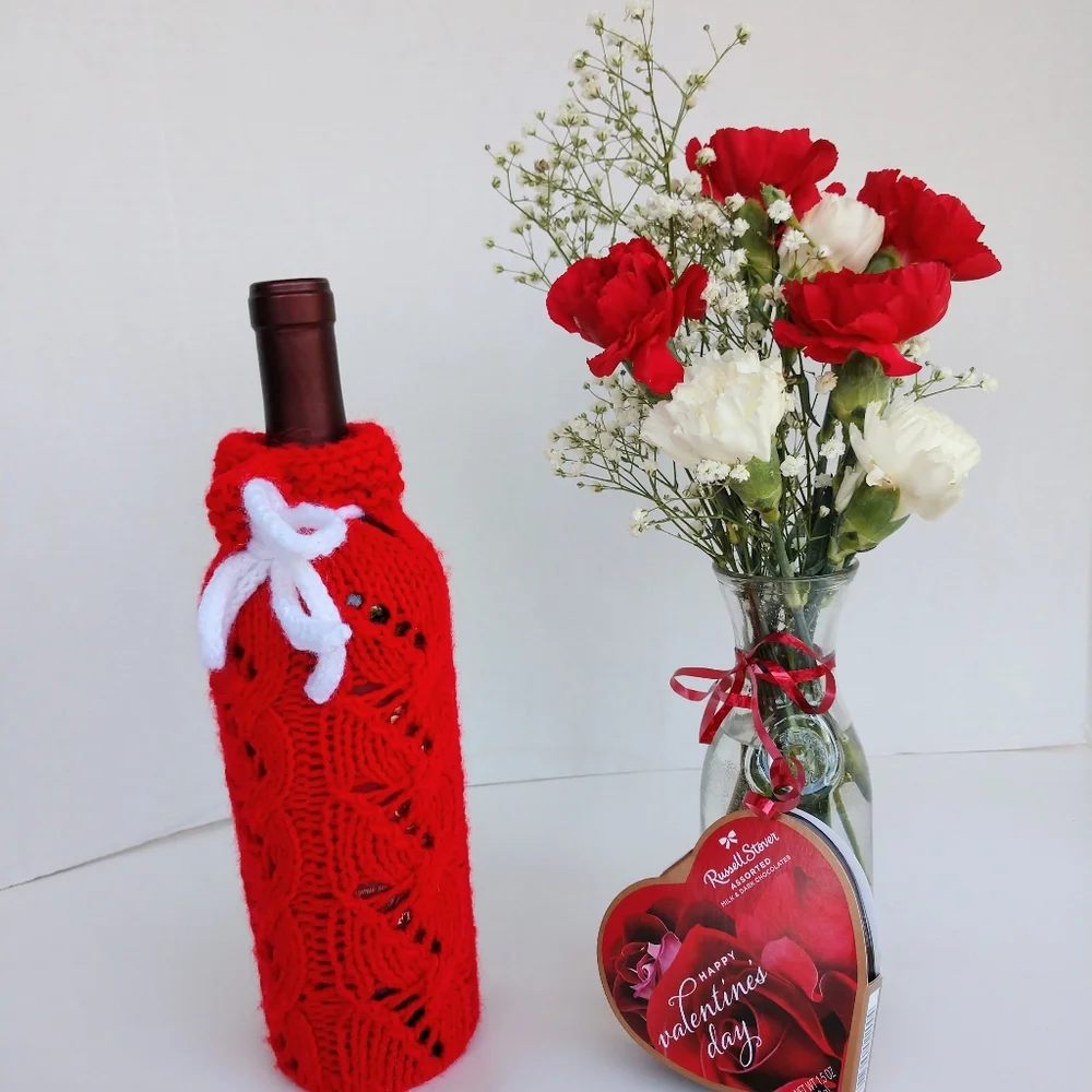 Hand Crafted Bottle Vase Cover Red Holiday Bar Cart Essential Botanical
